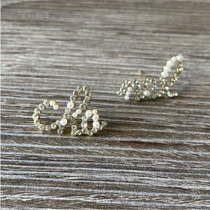 Ch nel earrings N419
